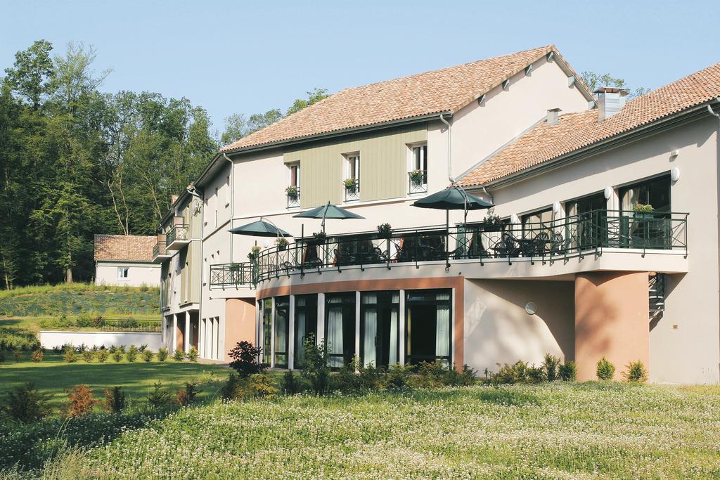 Logis Hotel - Restaurant Le Tulipier Vienne-le-Château Zimmer foto
