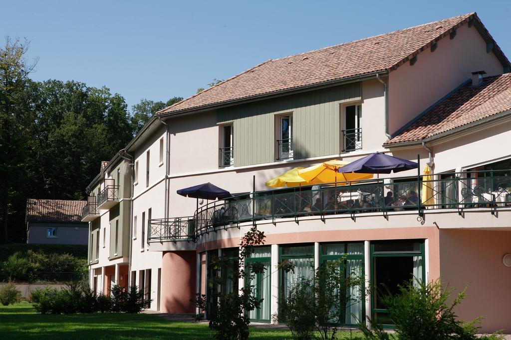 Logis Hotel - Restaurant Le Tulipier Vienne-le-Château Zimmer foto